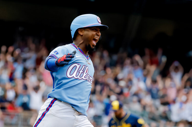 Ozzie Albies hits 2 homers, including walk-off shot in 9th, to lift Braves past Brewers 4-3
